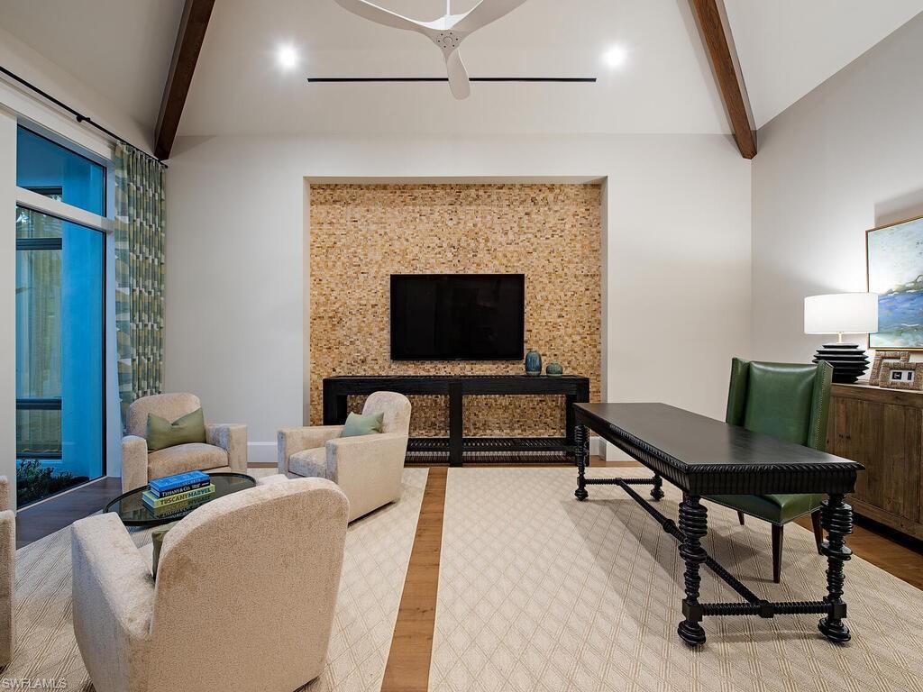 473 Banyan Boulevard Naples, FL 34102 - Photo 11 of 20