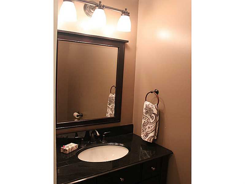 1140 Slocum Road North Kingstown, RI 02874 - Photo 11 of 21 Bathroom. Lavette