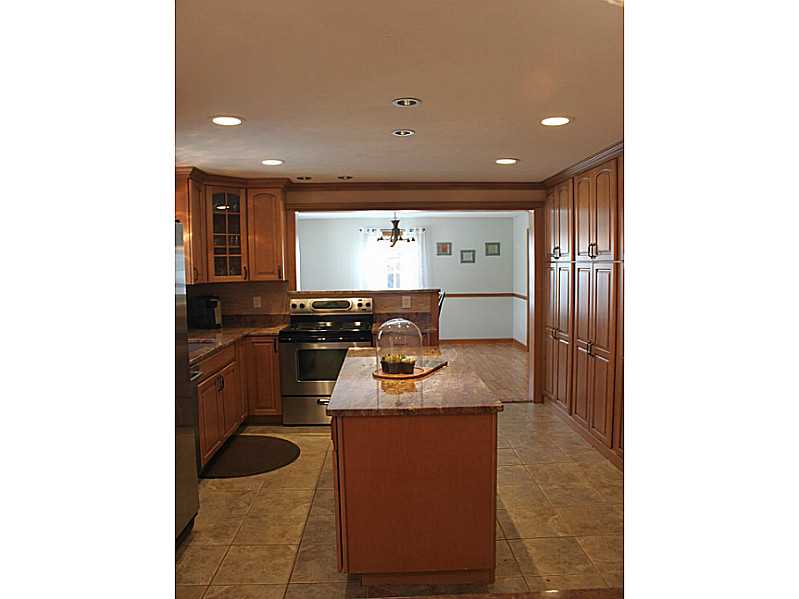 1140 Slocum Road North Kingstown, RI 02874 - Photo 4 of 21 Kitchen.
