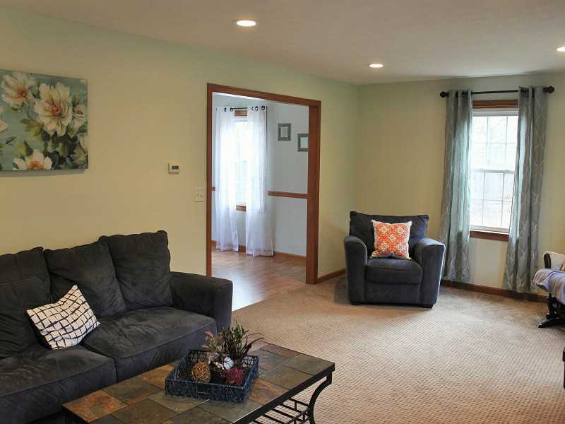 1140 Slocum Road North Kingstown, RI 02874 - Photo 8 of 21 Living Room.