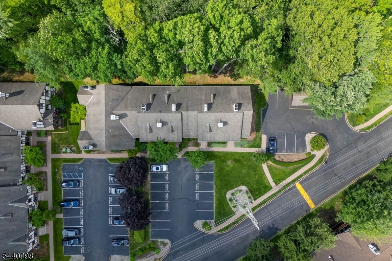 609 Mark Twain Way Mahwah, NJ 07430 - Photo 31 of 40 an aerial view of a house with yard swimming pool and outdoor seating
