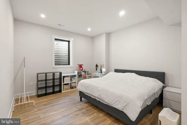 $2,690,000 | 5524 Summit Street, Centreville, VA 20120