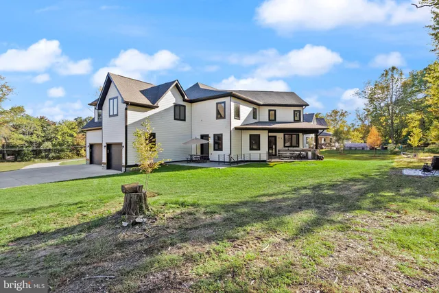 $2,690,000 | 5524 Summit Street, Centreville, VA 20120