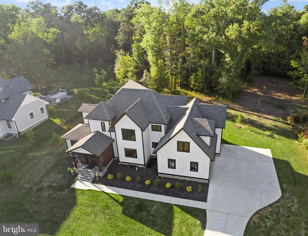 $2,690,000 | 5524 Summit Street, Centreville, VA 20120