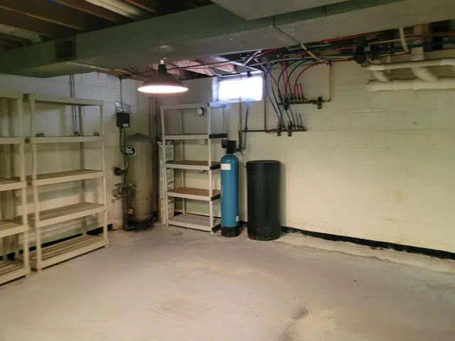 $365,000 | 13600 West Honey Lane, New Berlin, WI 53151