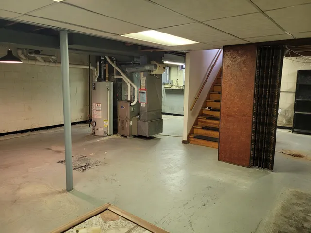 $365,000 | 13600 West Honey Lane, New Berlin, WI 53151