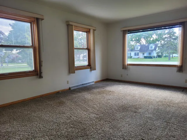 $365,000 | 13600 West Honey Lane, New Berlin, WI 53151