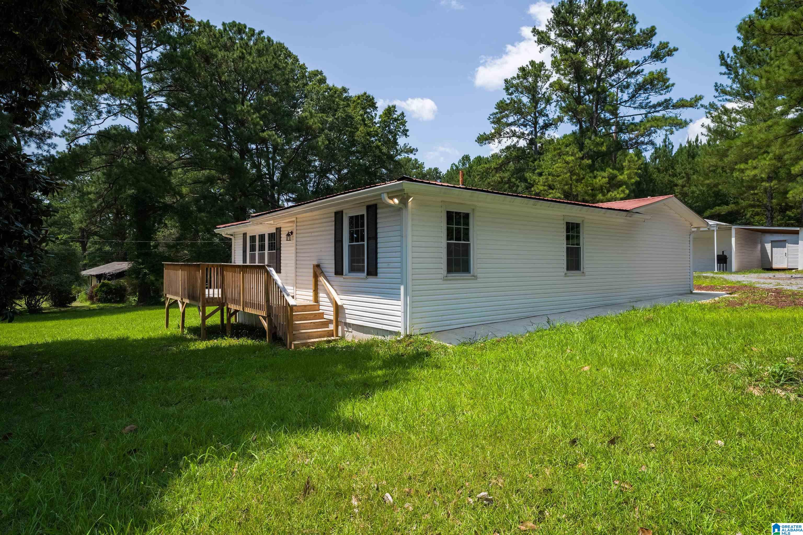 1661 New Bethel School Road Warrior, AL 35180 - Photo 2 of 37