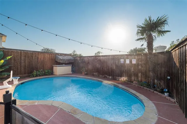 a view of a backyard with a sink