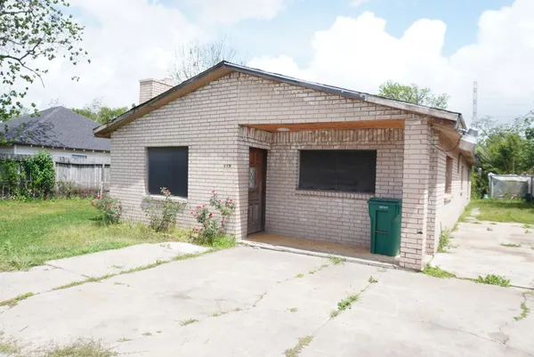 $135,000 | 117 Light Company Road, Pasadena, TX 77506