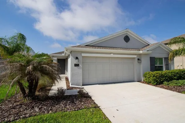 $394,500 | 725 Peg Court, St. Cloud, FL 34772