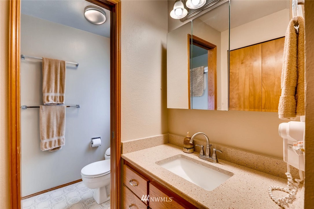 14720 Southeast 145th Place Renton, WA 98059 - Photo 13 of 25