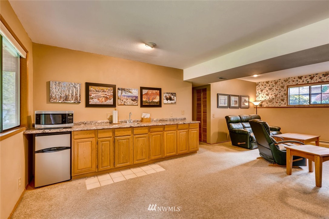 14720 Southeast 145th Place Renton, WA 98059 - Photo 17 of 25