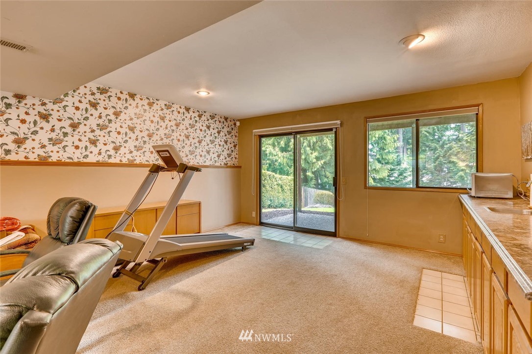 14720 Southeast 145th Place Renton, WA 98059 - Photo 18 of 25
