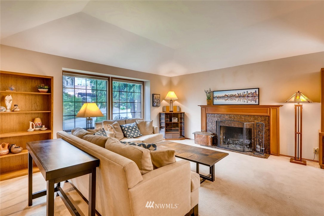 14720 Southeast 145th Place Renton, WA 98059 - Photo 5 of 25