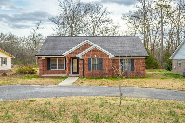 $275,000 | 8418 Hixson Pike, Hixson, TN 37343