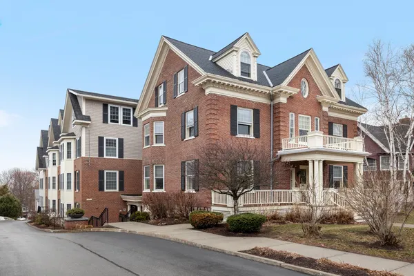 $479,000 | 81 South Williams Street, Unit 403, Burlington, VT 05401