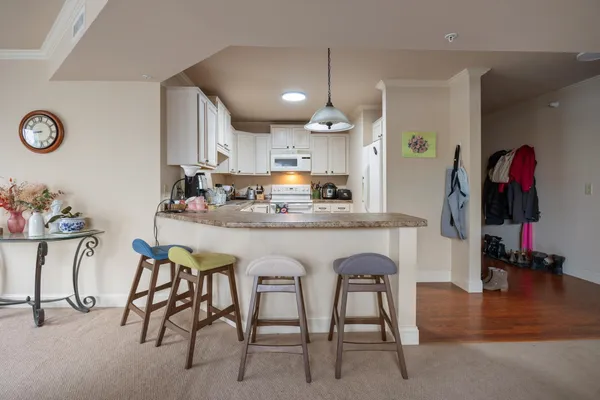 $479,000 | 81 South Williams Street, Unit 403, Burlington, VT 05401