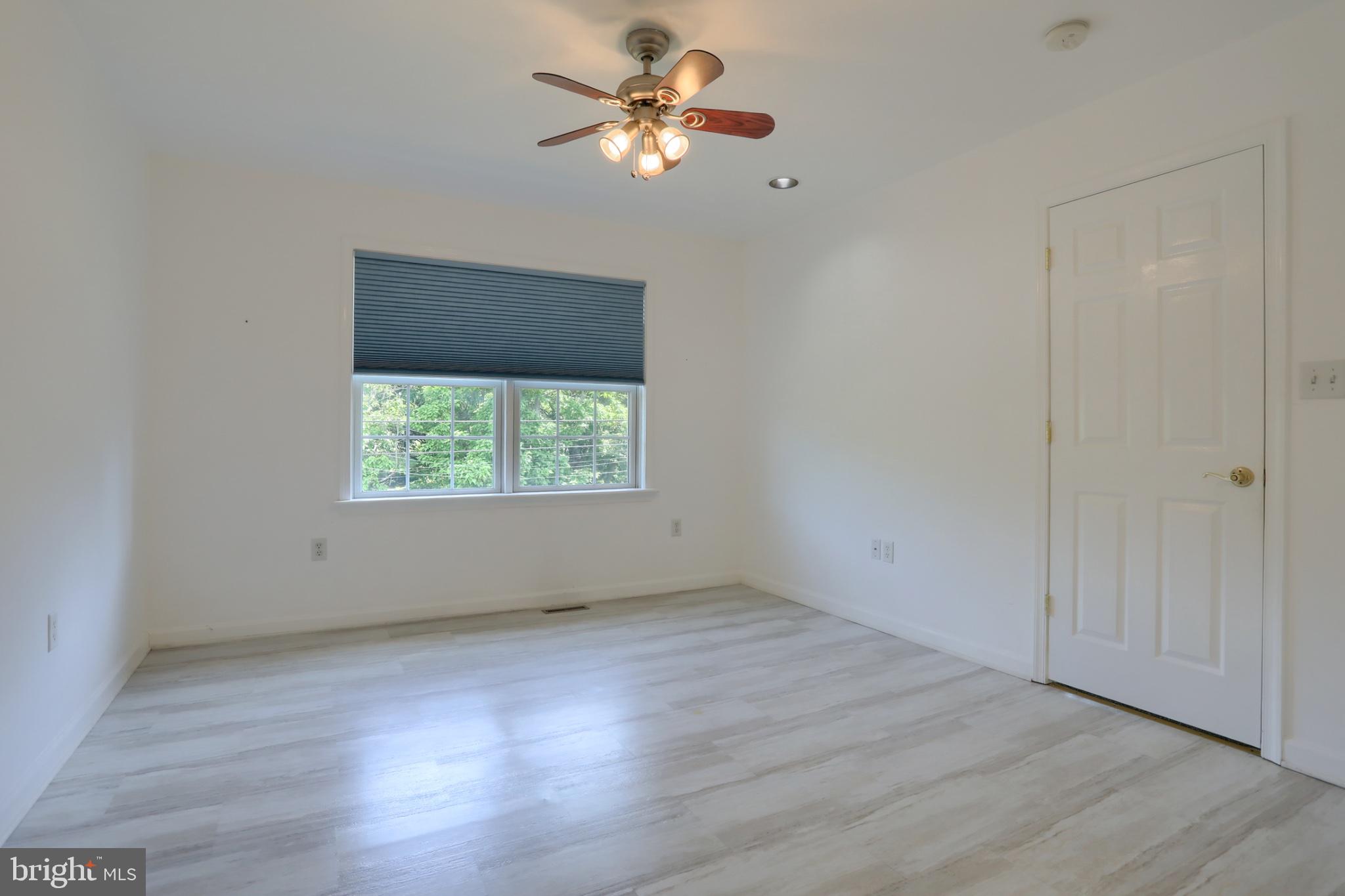 7304 Sandy Hollow Road Harrisburg, PA 17112 - Photo 37 of 49 Bright and airy blank canvas room.