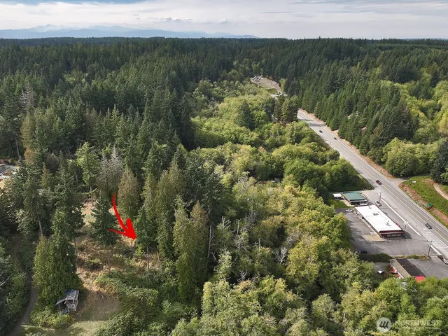 $395,000 | 9265 Highway 525, Clinton, WA 98236