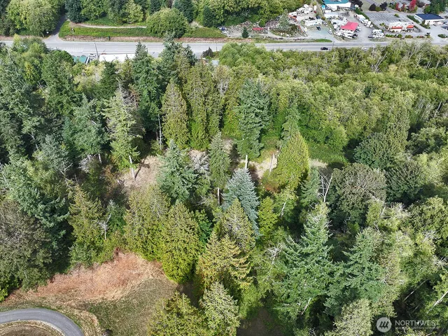 $395,000 | 9265 Highway 525, Clinton, WA 98236