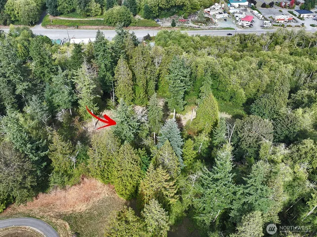 $395,000 | 9265 Highway 525, Clinton, WA 98236
