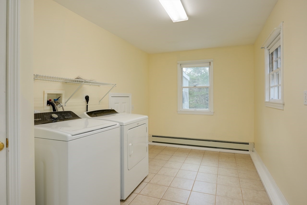 22 Granite Street Medway, MA 02053 - Photo 17 of 27