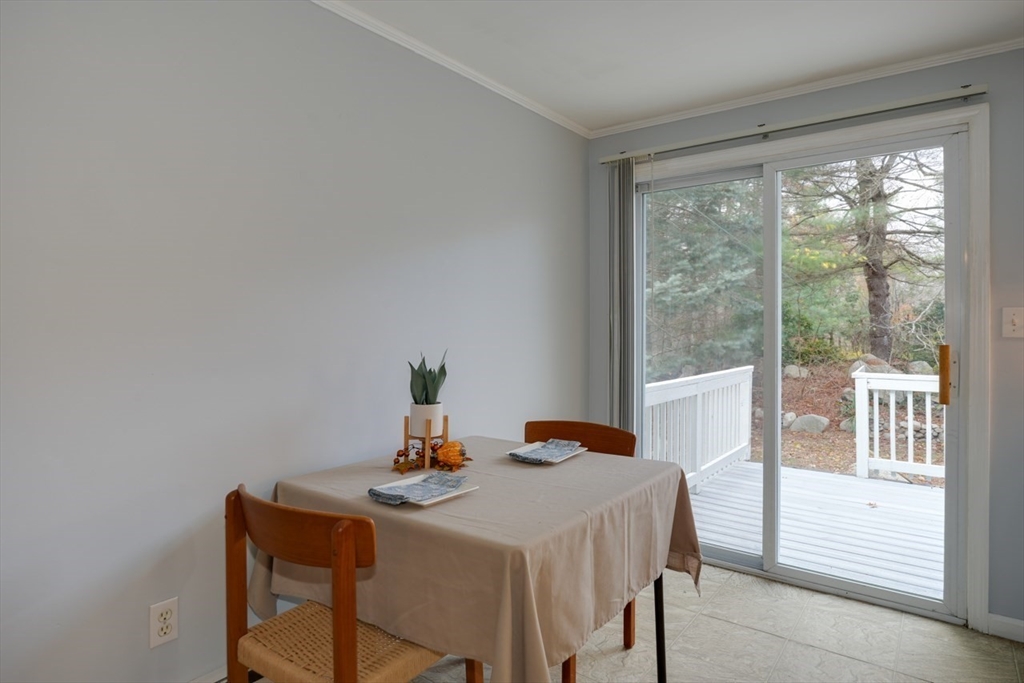 22 Granite Street Medway, MA 02053 - Photo 9 of 27