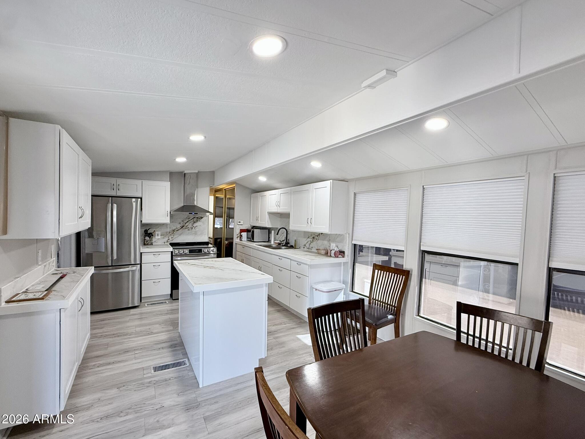 8865 East Baseline Road, Unit 1028 Mesa, AZ 85209 - Photo 2 of 47 Kitchen