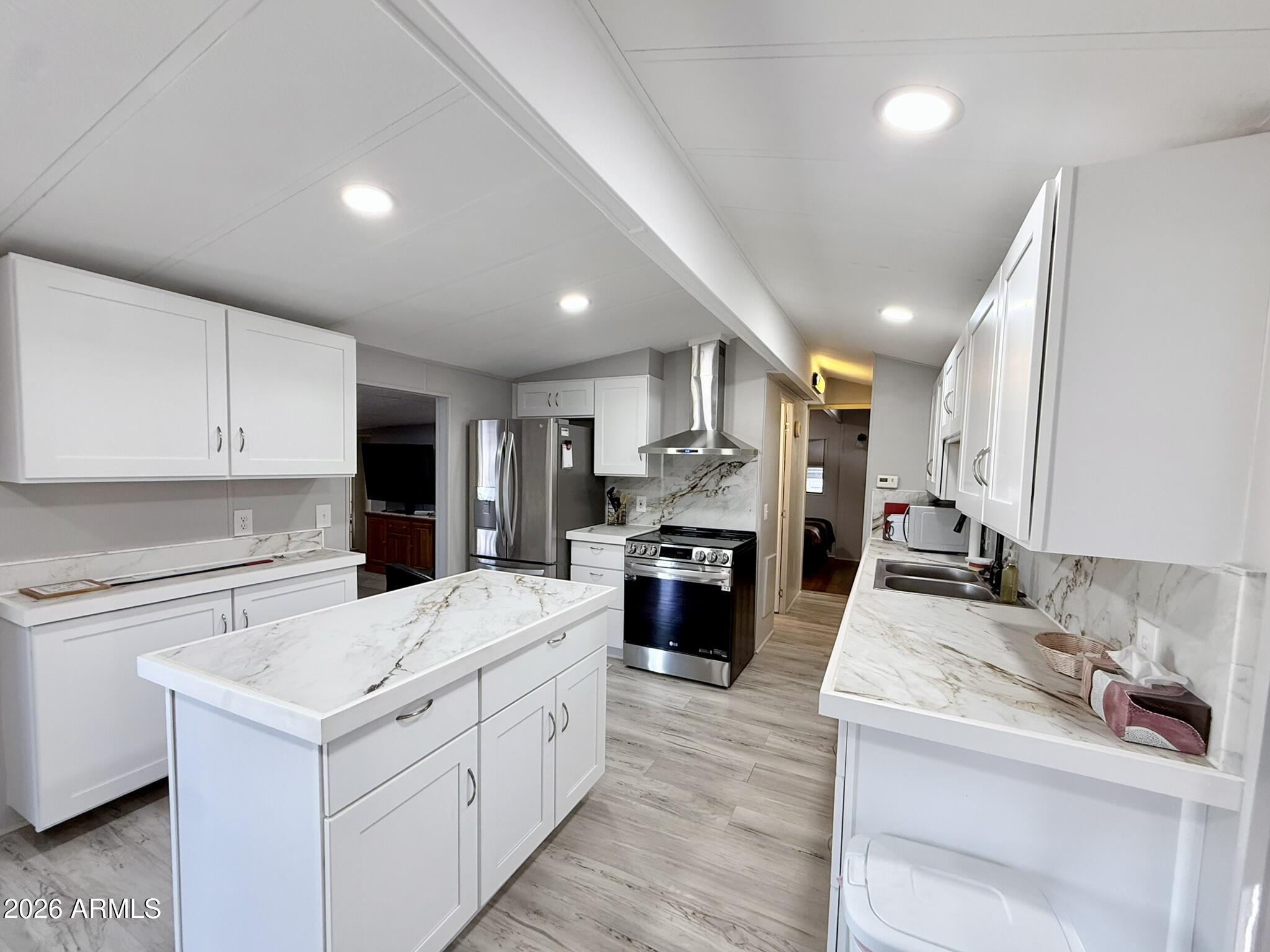 8865 East Baseline Road, Unit 1028 Mesa, AZ 85209 - Photo 8 of 47 Kitchen