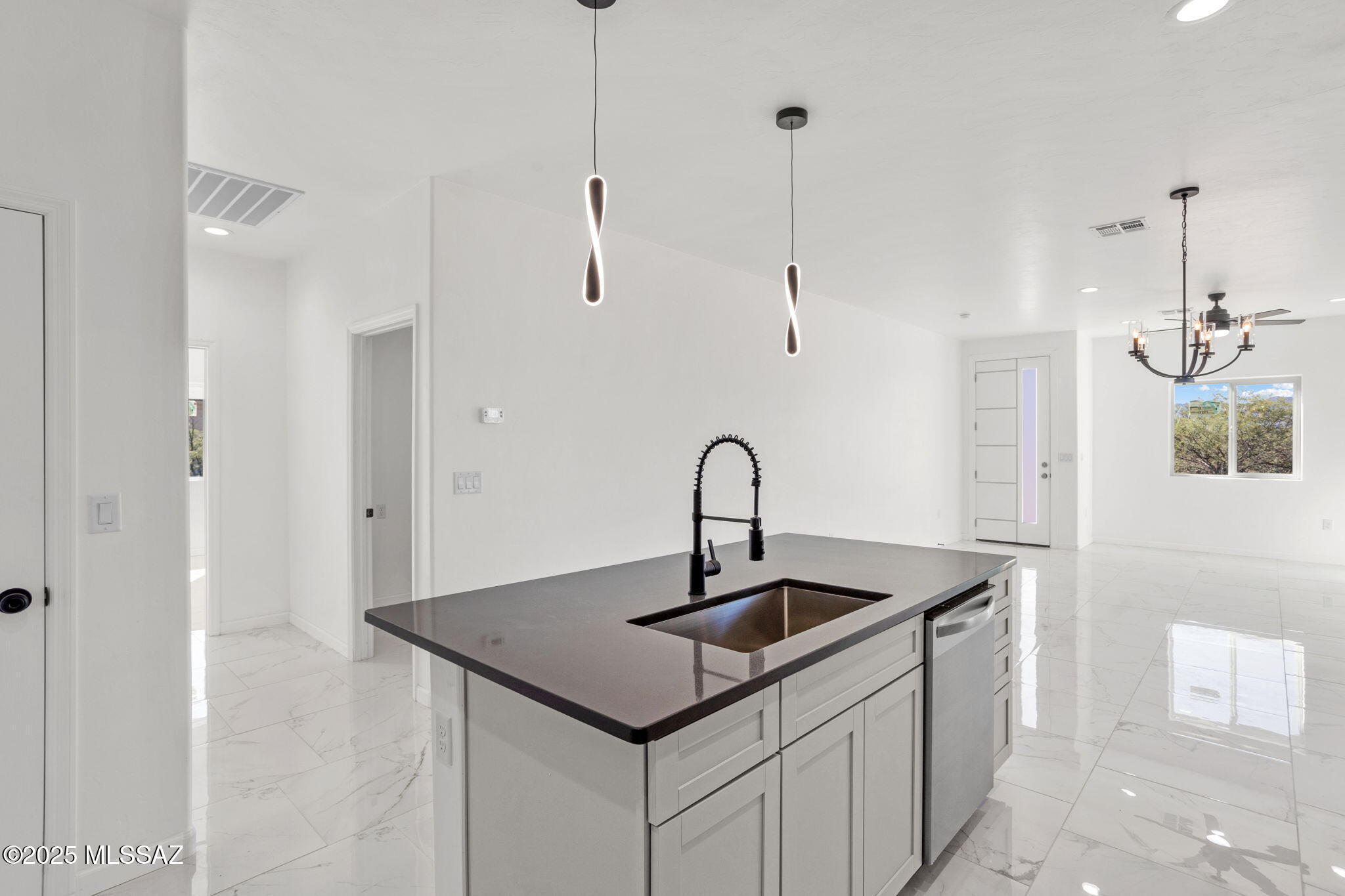 1853 Calle Virginia Rio Rico, AZ 85648 - Photo 10 of 48 Kitchen