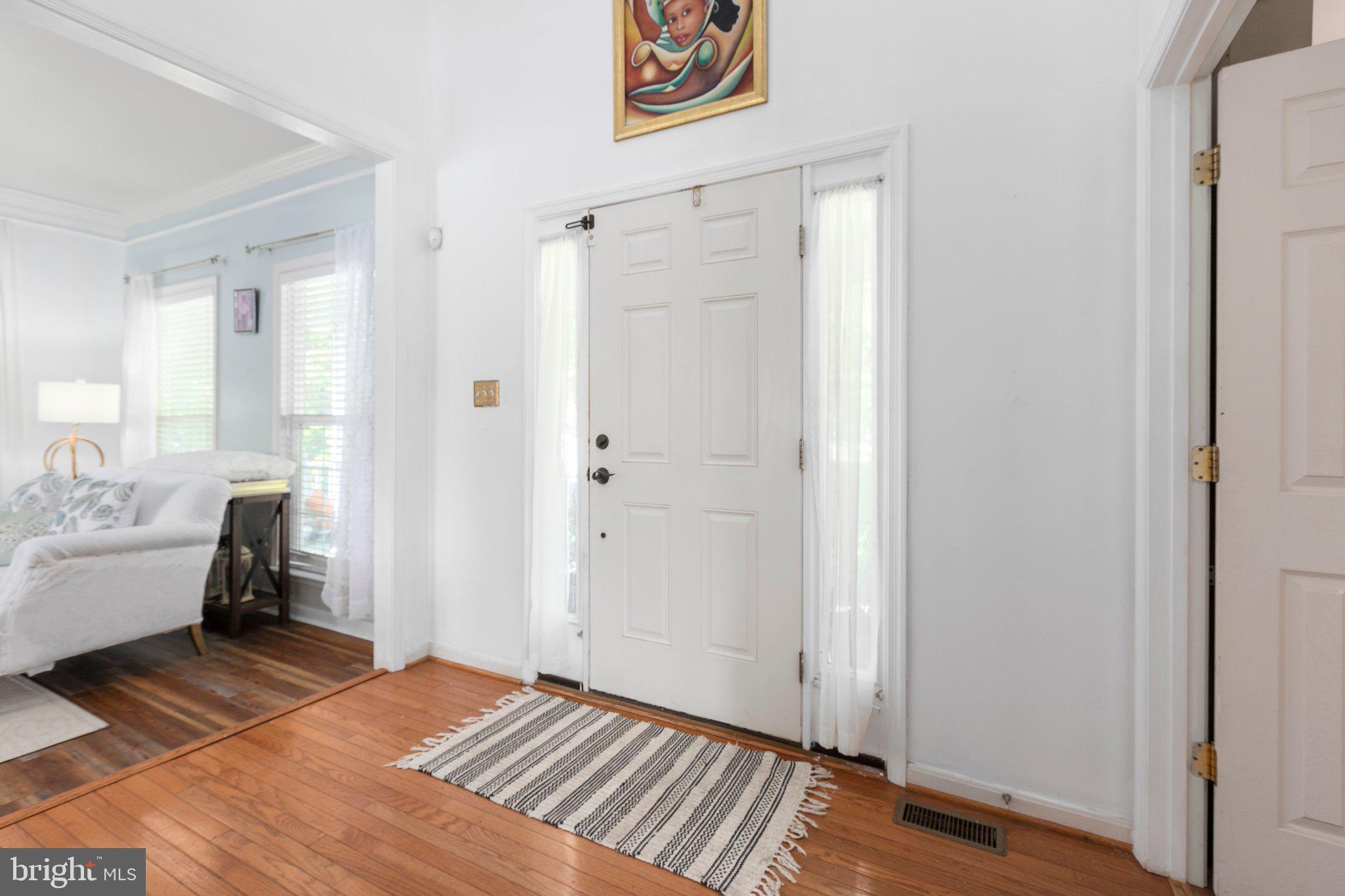 50 Hamstead Road Fredericksburg, VA 22405 - Photo 4 of 57 Front foyer with tall ceilings and hardwood floors