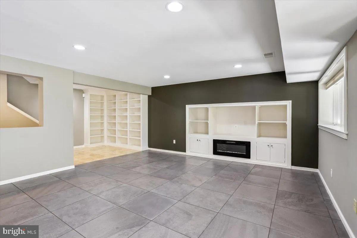 1460 Waterfront Road Reston, VA 20194 - Photo 42 of 59