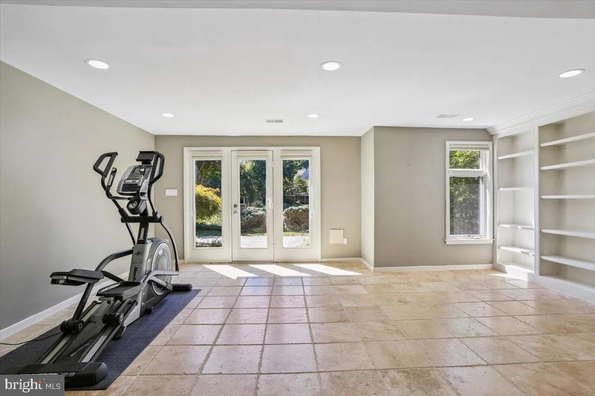 1460 Waterfront Road Reston, VA 20194 - Photo 44 of 59 a view of a room with gym equipment