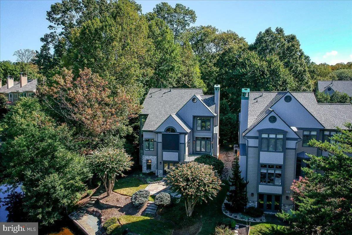1460 Waterfront Road Reston, VA 20194 - Photo 59 of 59 a front view of a house with garden