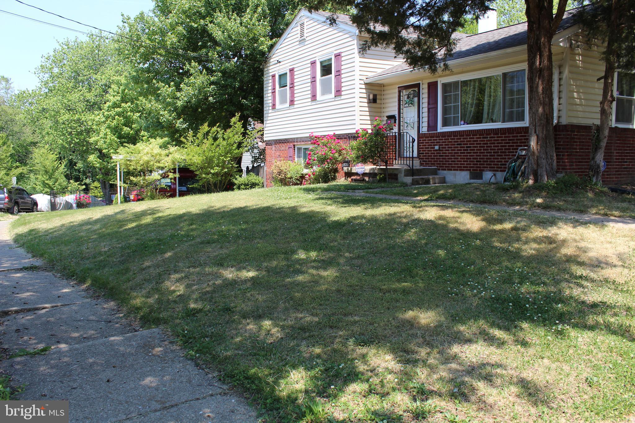 6802 Decatur Place Hyattsville, MD 20784 - Photo 3 of 37 Gallery Image 3