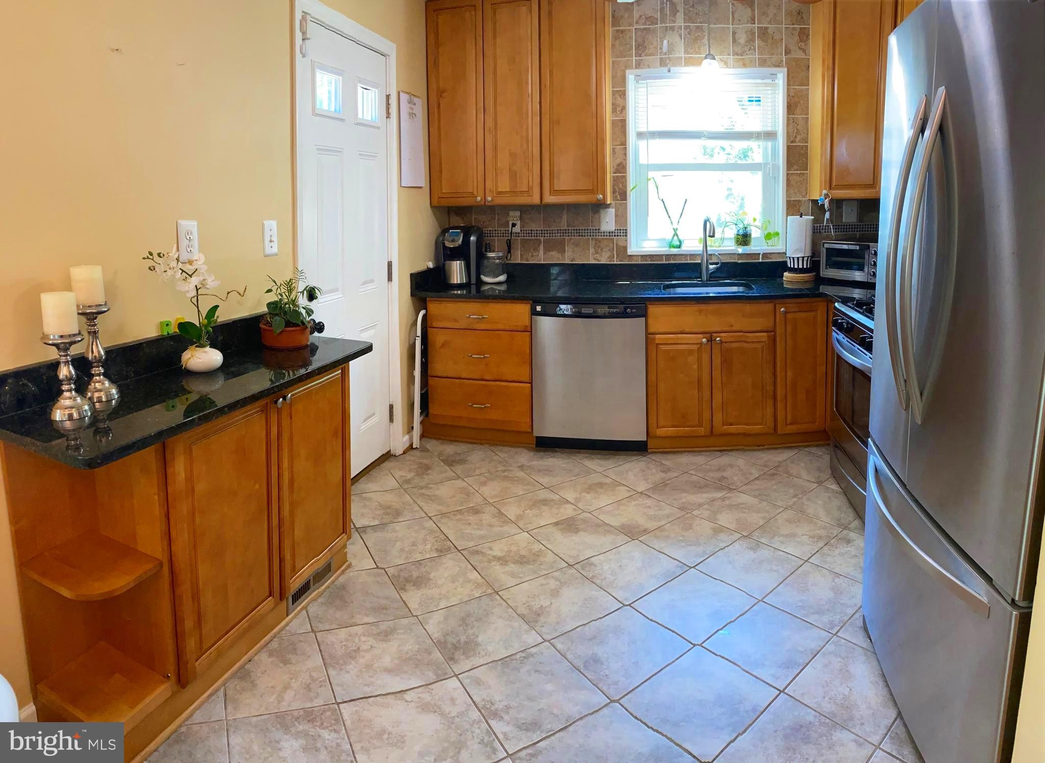 6802 Decatur Place Hyattsville, MD 20784 - Photo 6 of 37 Gallery Image 6