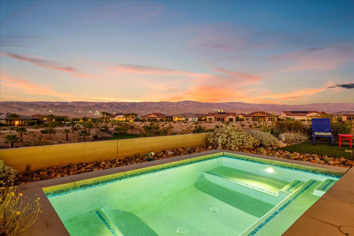 97 Zinfandel Rancho Mirage, CA 92270 - Photo 40 of 68 a view of a city