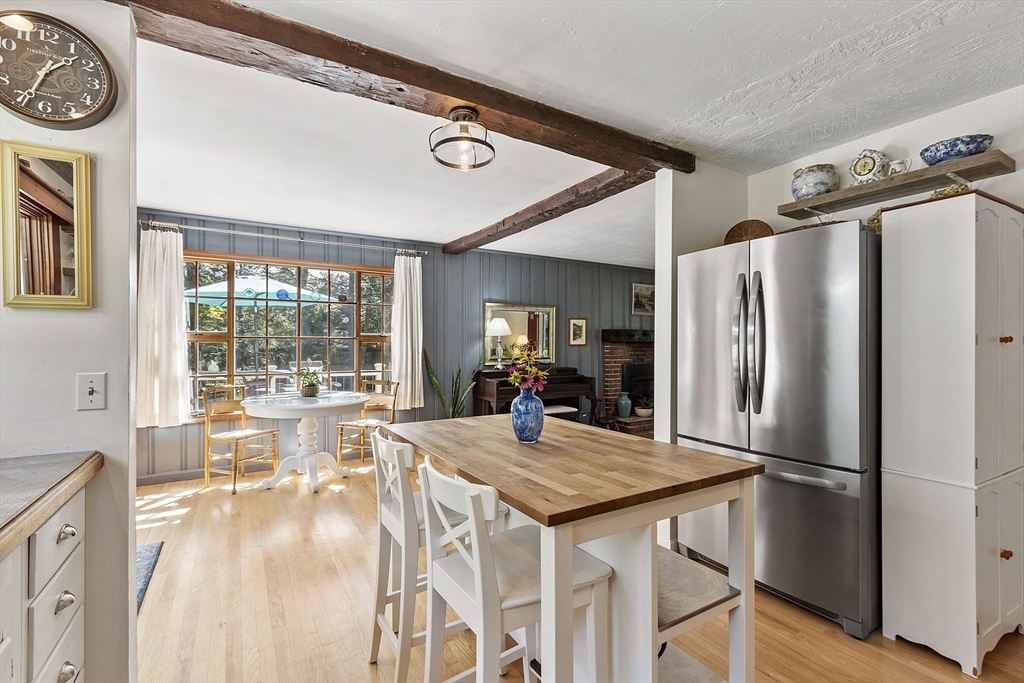 25 Old Coach Road Barre, MA 01005 - Photo 6 of 41