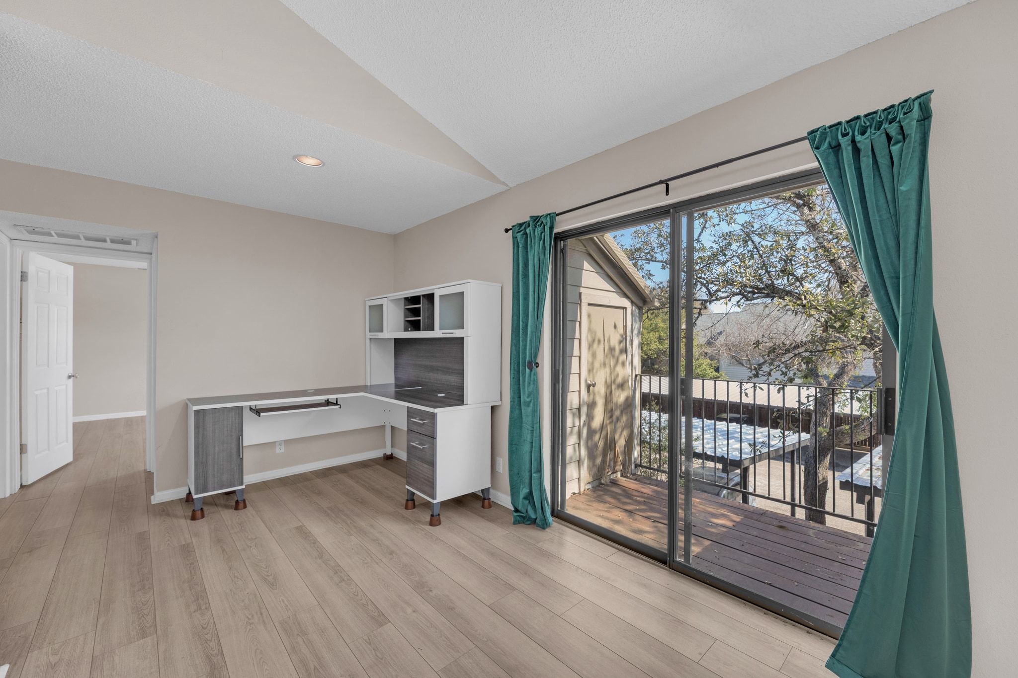 9226 Jollyville Road, Unit 280 Austin, TX 78759 - Photo 13 of 26