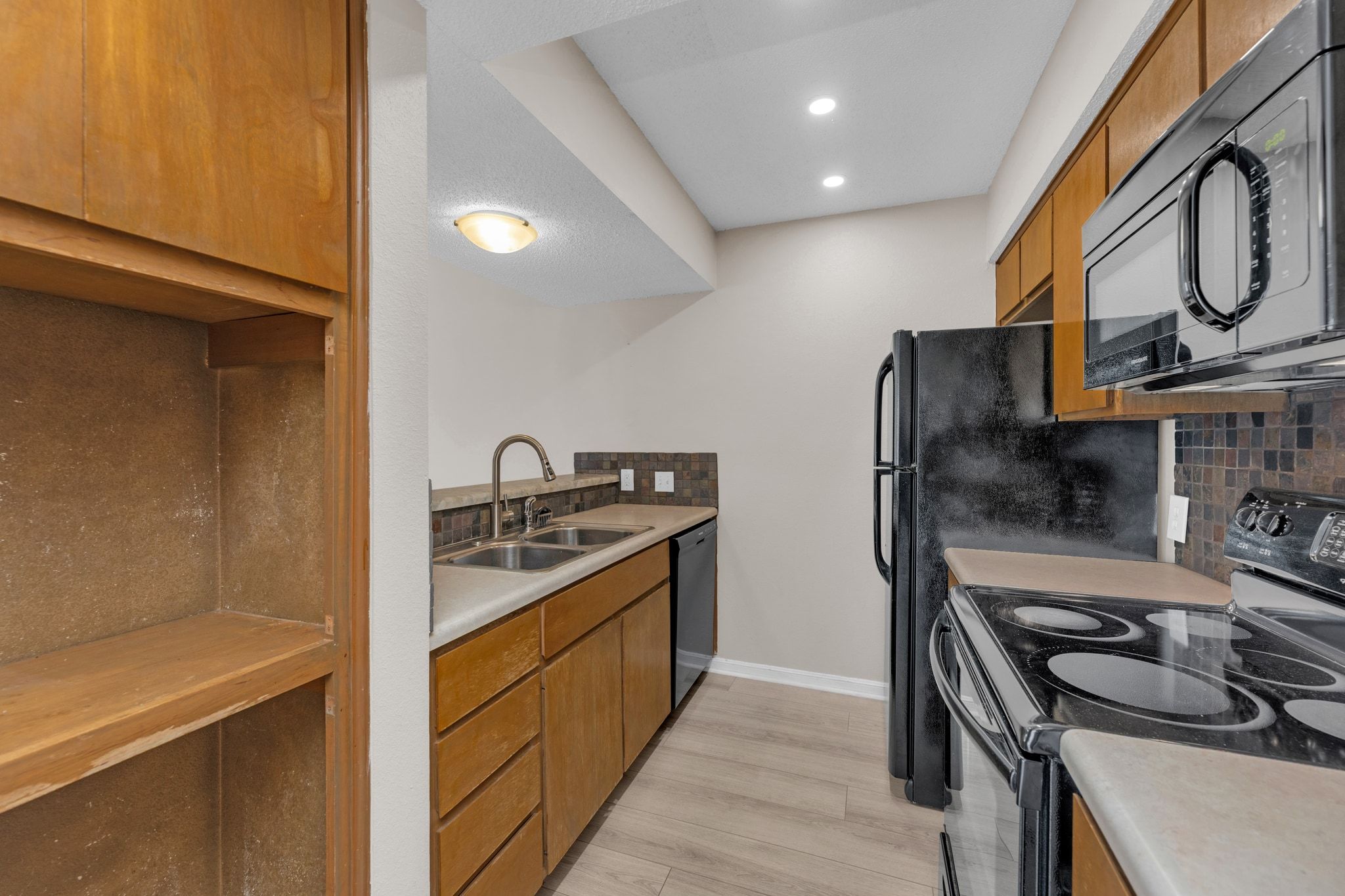 9226 Jollyville Road, Unit 280 Austin, TX 78759 - Photo 14 of 26