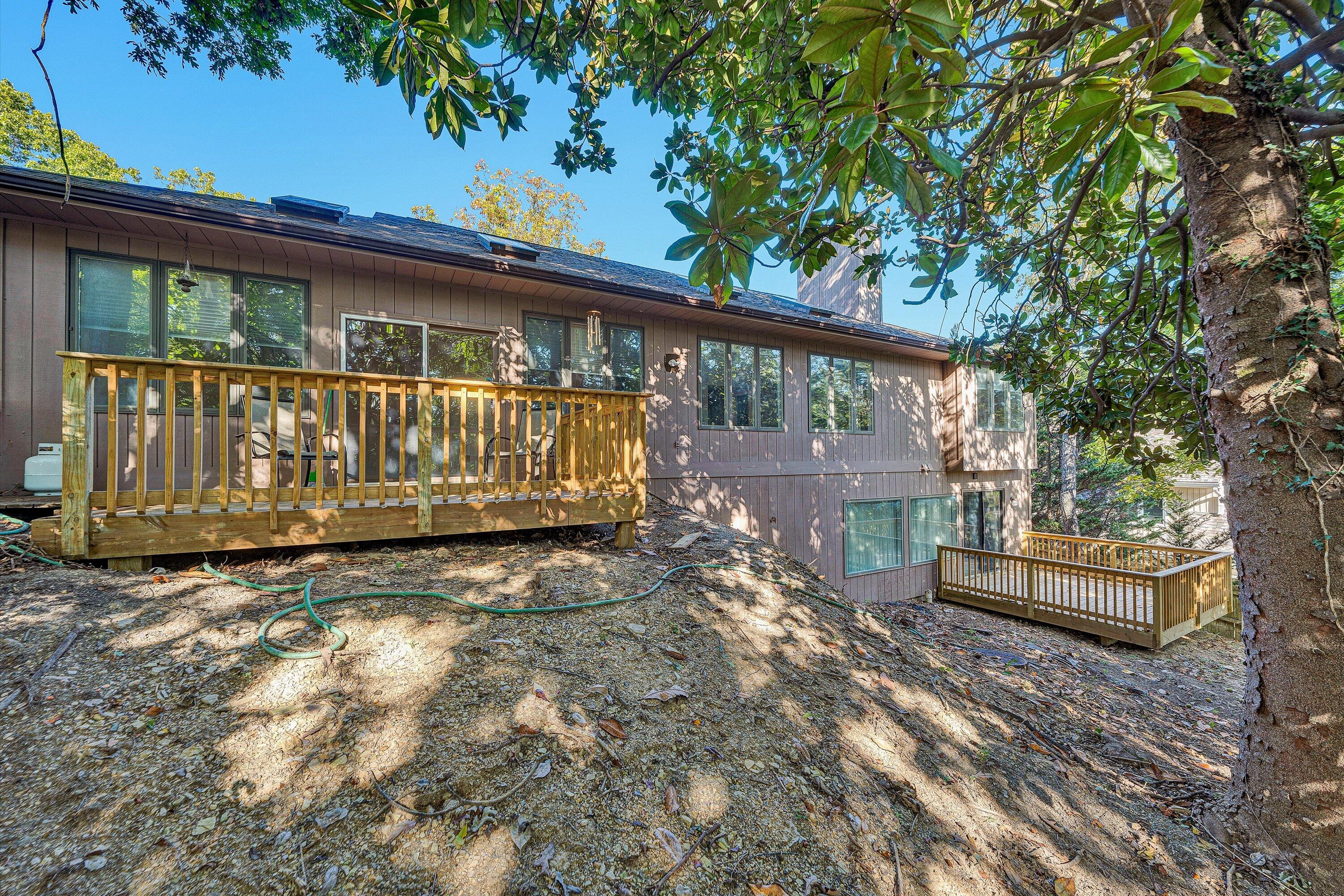 3318 One Oak Road Roanoke, VA 24018 - Photo 43 of 43 a view of a house with a yard