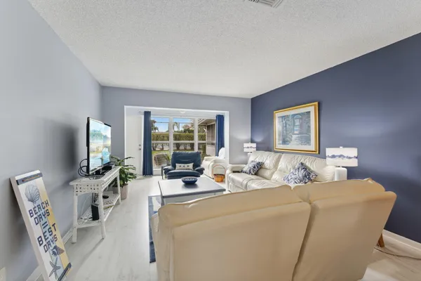 $2,000 | 1130 Cactus Terrace, Unit 45C, Delray Beach, FL 33445