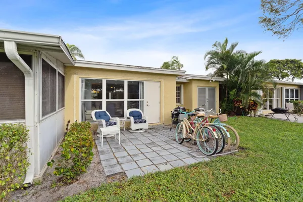 $2,000 | 1130 Cactus Terrace, Unit 45C, Delray Beach, FL 33445