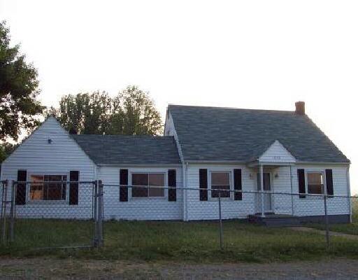 2342 Bluff Road Southeast Roanoke, VA 24014 - Photo 1 of 1 front view of a house with a yard