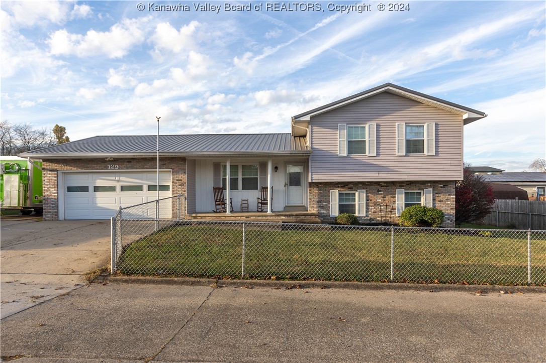 129 Rolling Acres Road Winfield, WV 25213 - Photo 1 of 40 Gallery Image 1