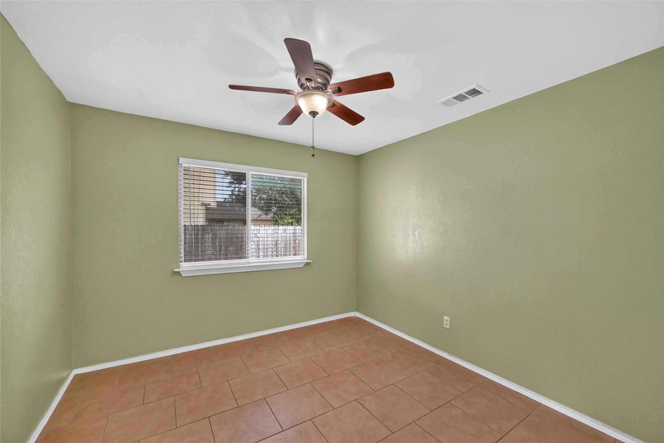 2427 Chalet Road Houston, TX 77038 - Photo 11 of 29 Secondary Bedroom 1