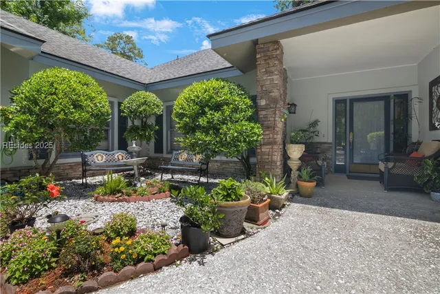 $600,000 | 28 Wood Eden Lane, Bluffton, SC 29910