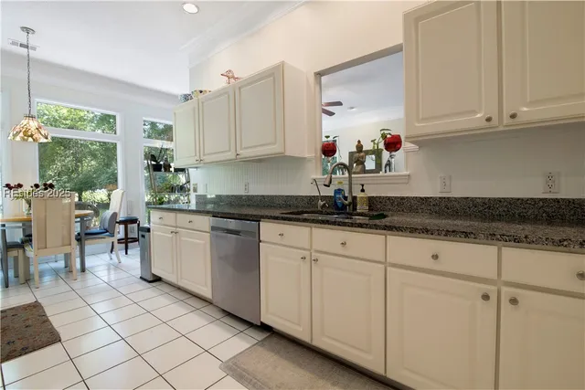 $600,000 | 28 Wood Eden Lane, Bluffton, SC 29910