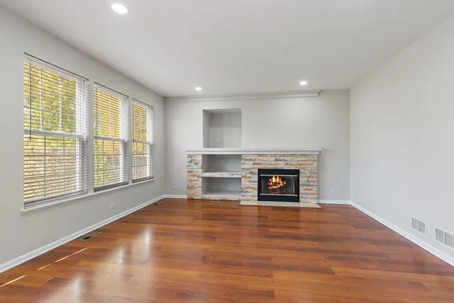 $525,000 | 54 Meadows Drive, Gilberts, IL 60136